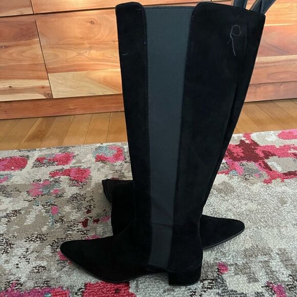 Prada new boots - Picture 1 of 7